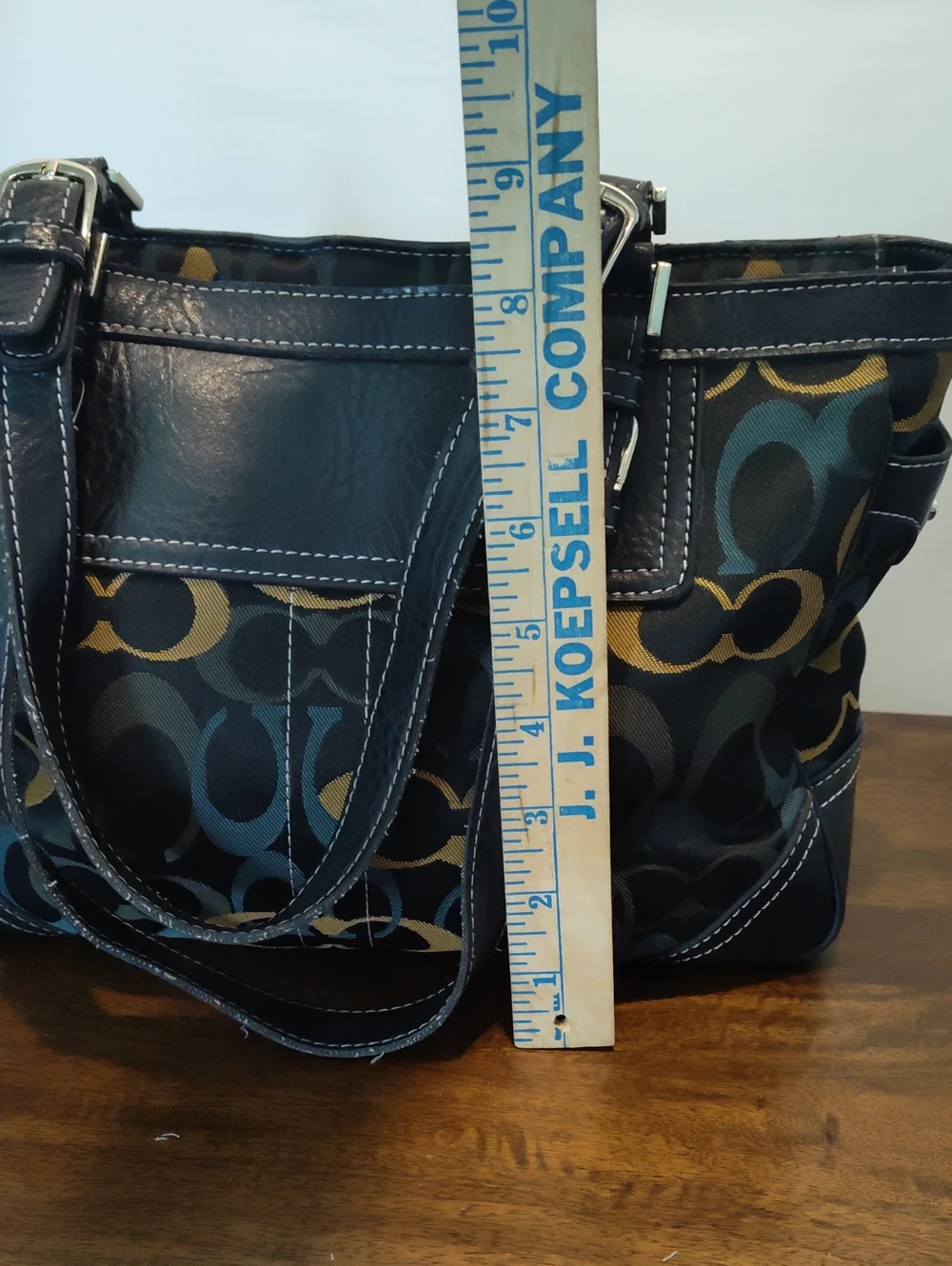 Coach shoulder bag