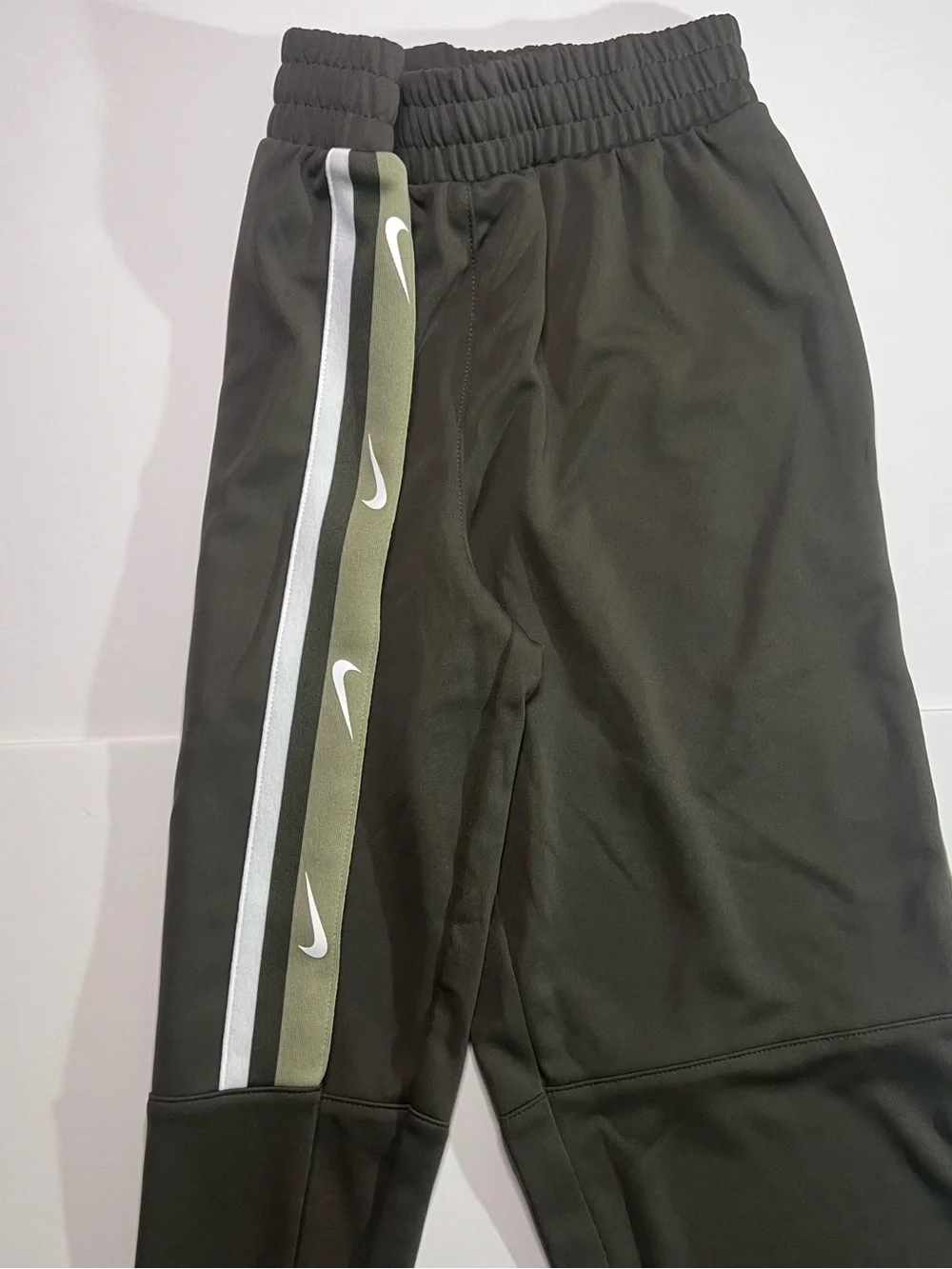 Nike top medium