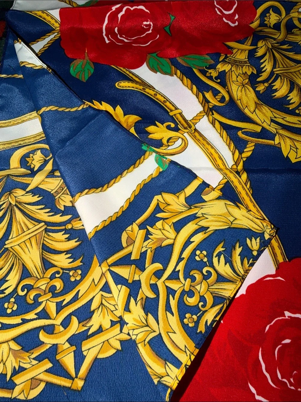 Baroque scarf stunning vintage