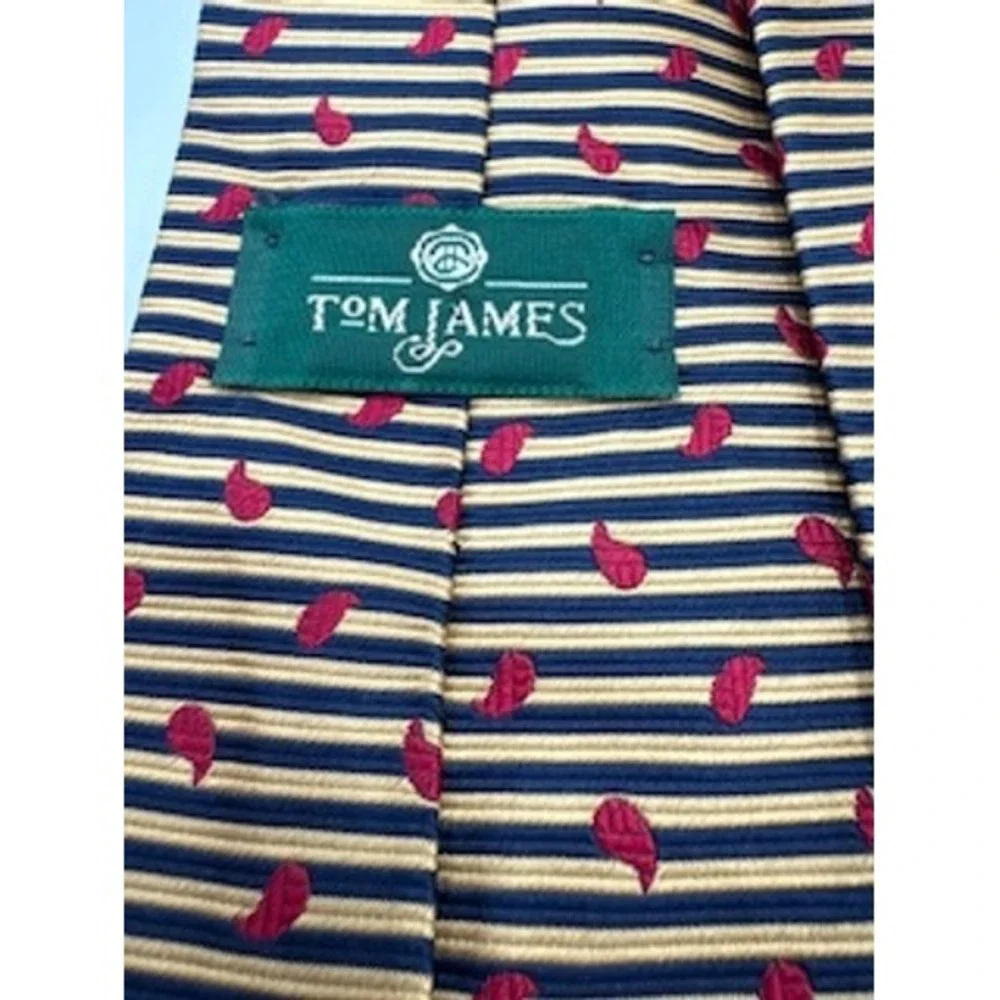 TOM JAMES‎ 100% Silk Tie Gold Navy Red Paisley Striped Handmade Business Classic