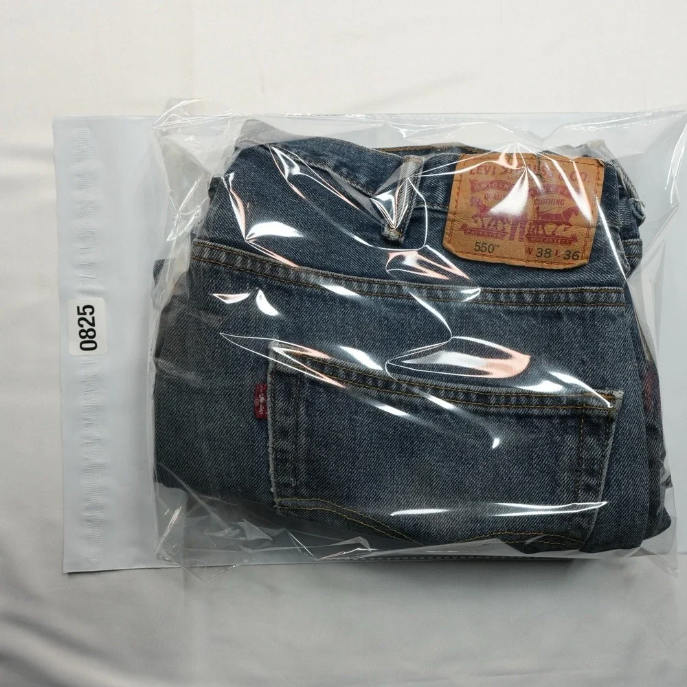 Levis levi 550