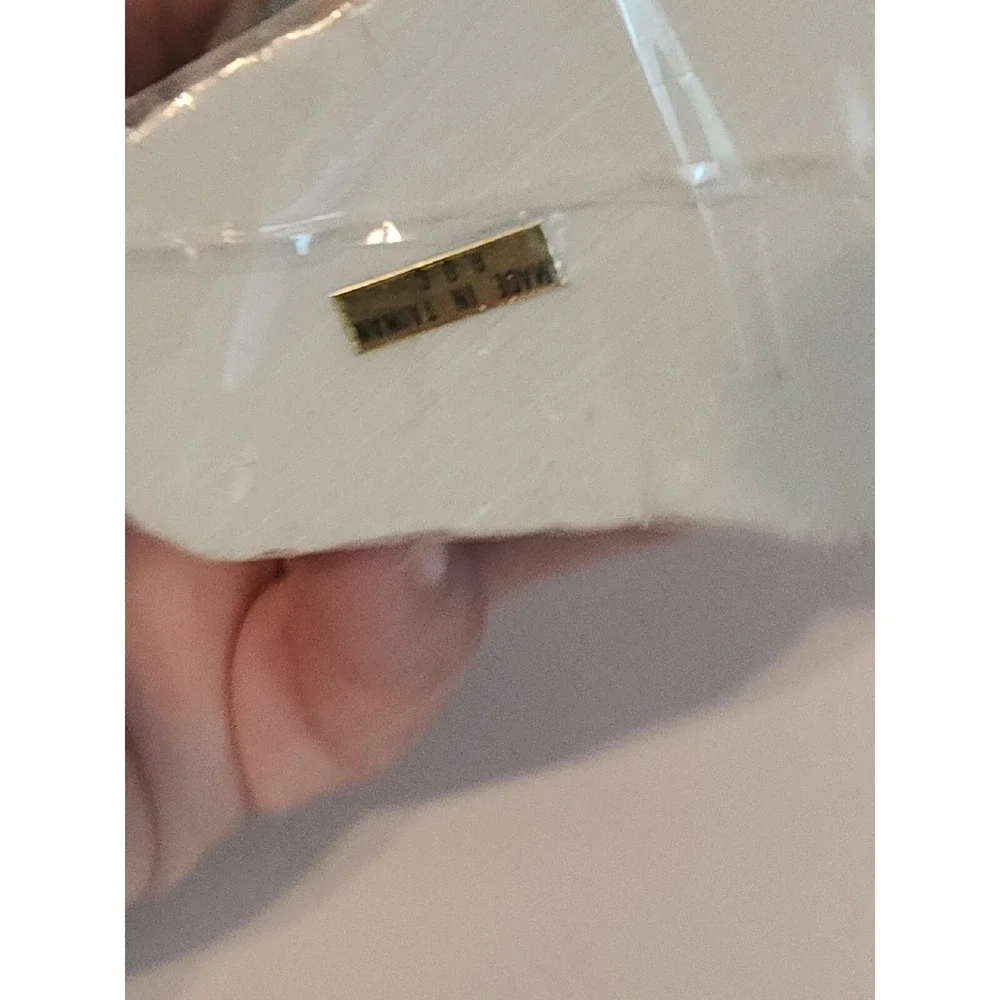 Walmart out details