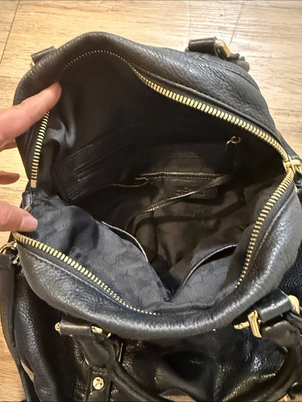 Michael Kors compact michael