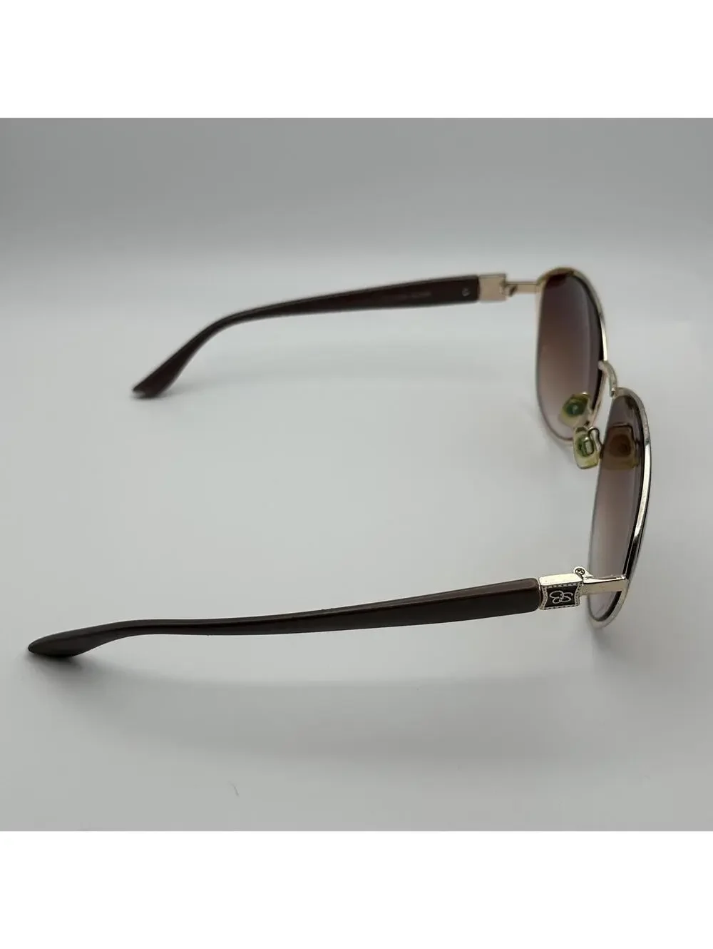 Jessica Simpson stylish metal