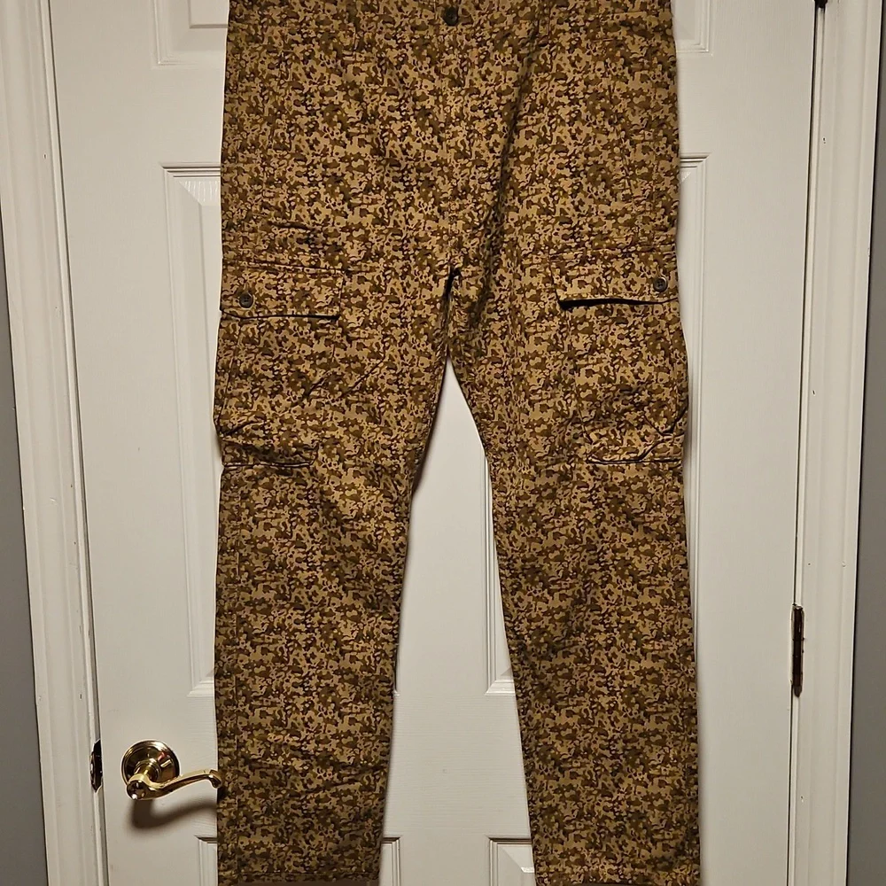 Levis levi stylish