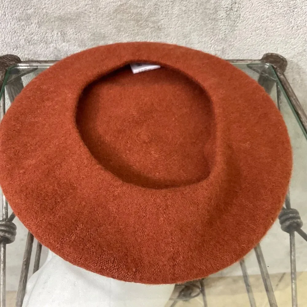 Unbranded wool beret