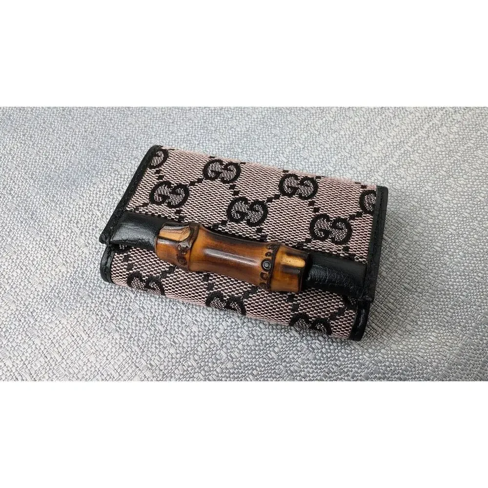 Gucci gg canvas