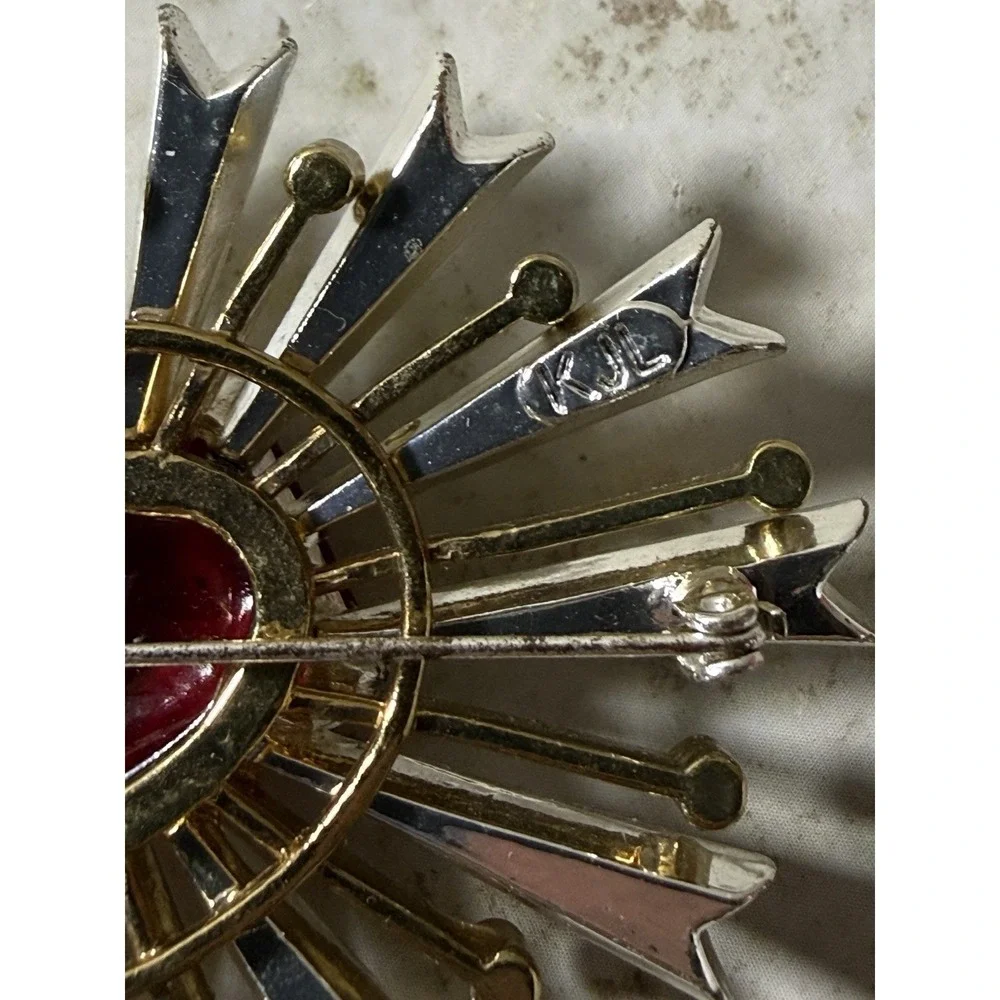 Kenneth Jay Lane beautiful piece