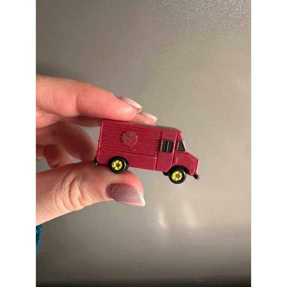 VINTAGE 1989 ERTL BATMAN JOKER VAN MINI‎ CAR MICRO