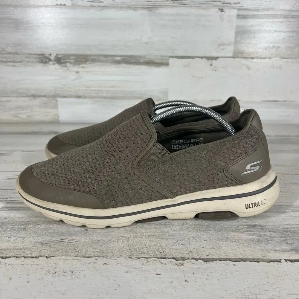 Skechers go walk
