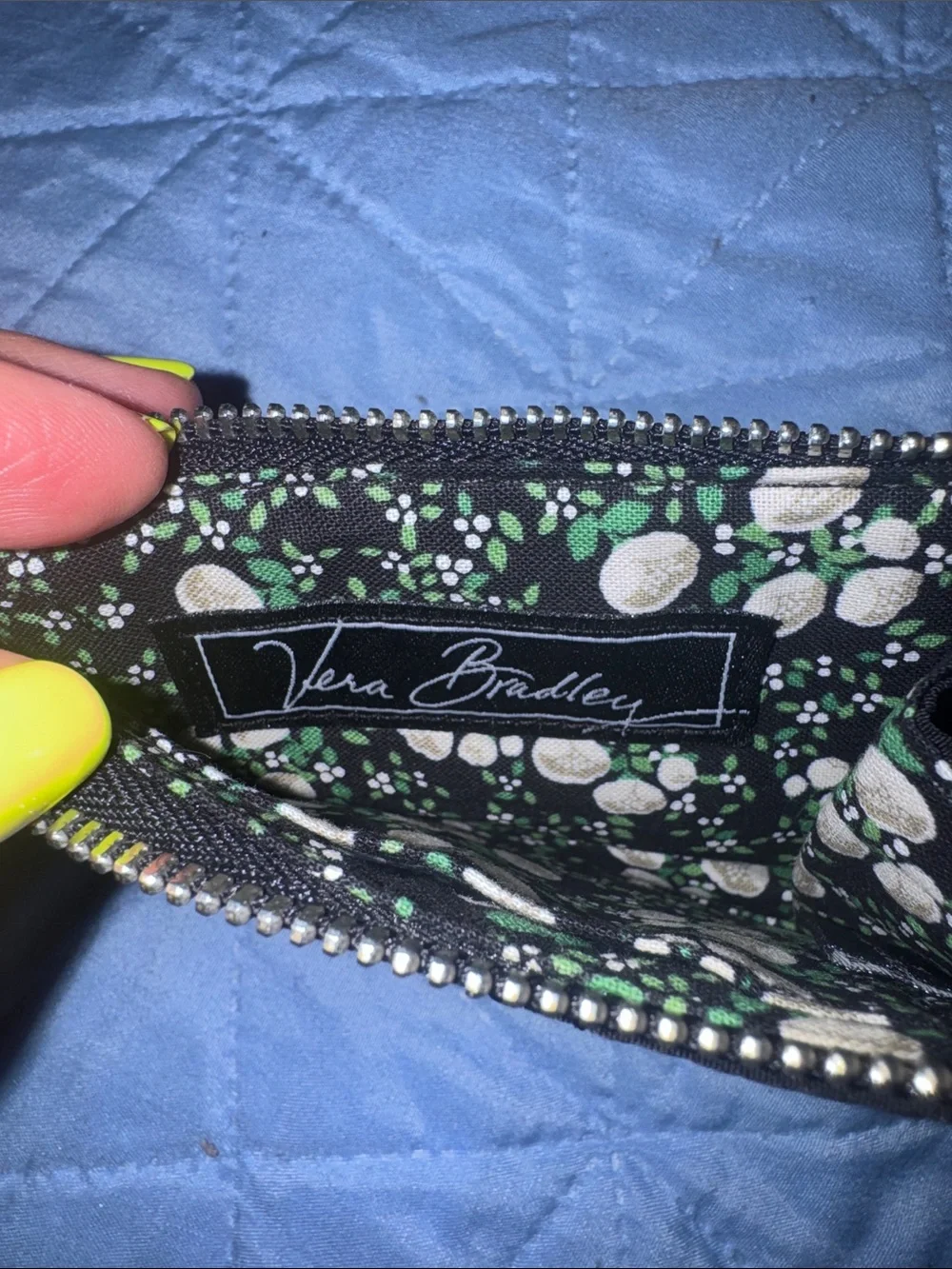 Vera Bradley slim vera