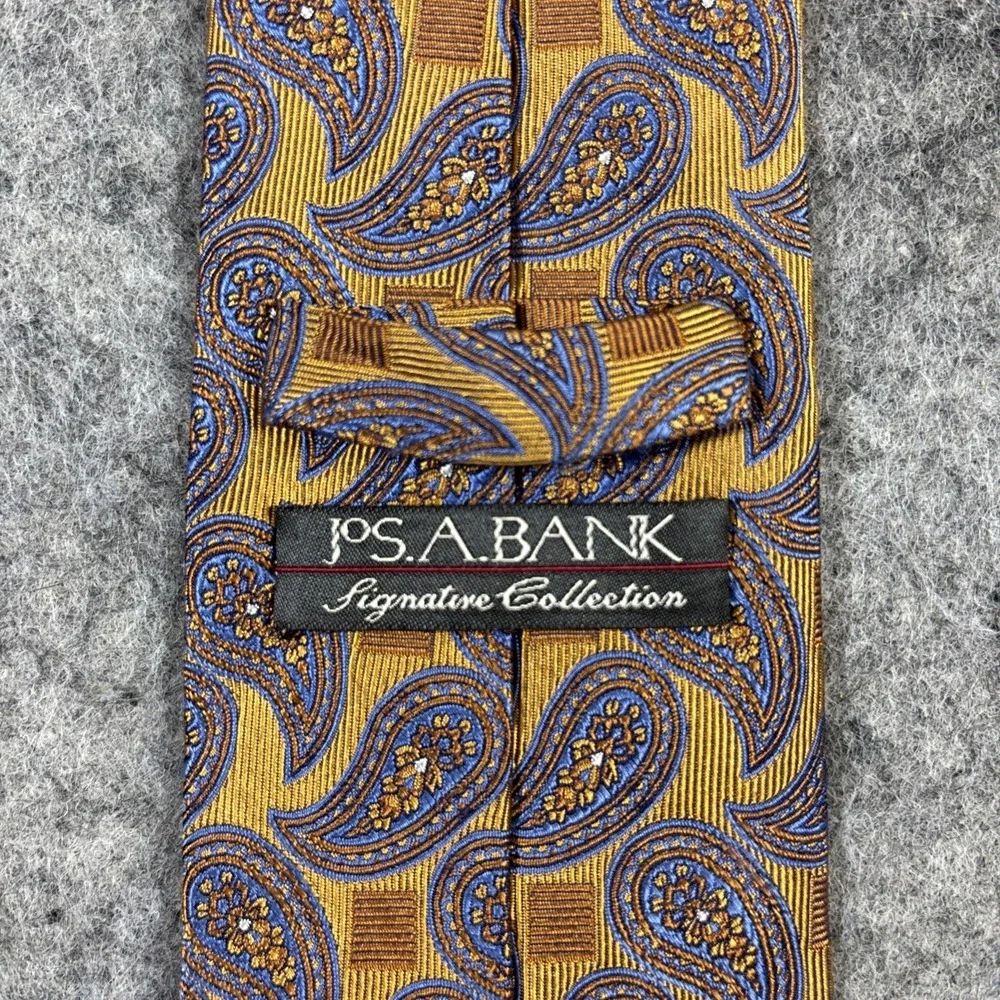 Jos. A. Bank Signature Men's Golden Blue Geometric Paisley‎ 100% Silk Necktie