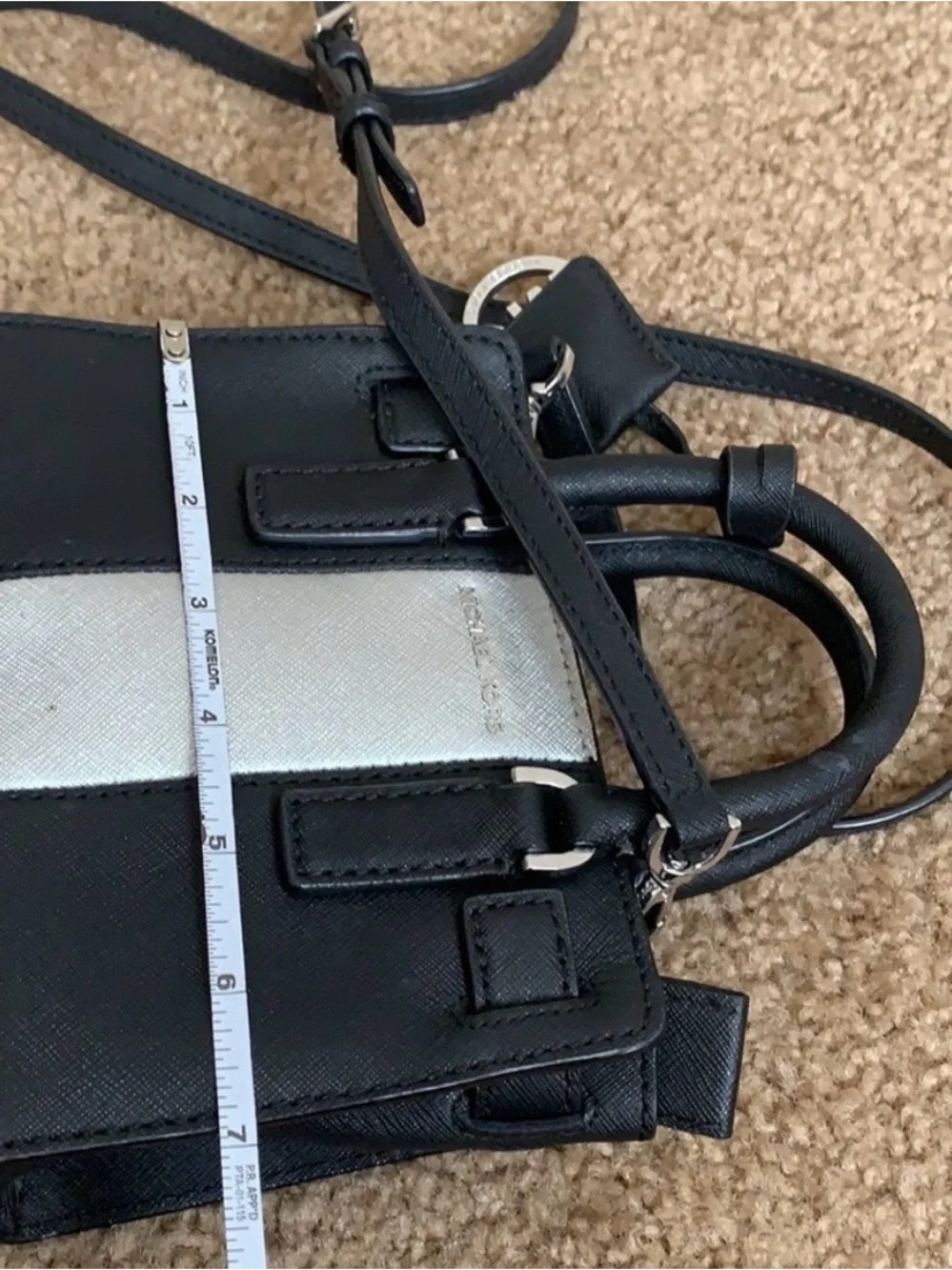 Michael Kors compact michael