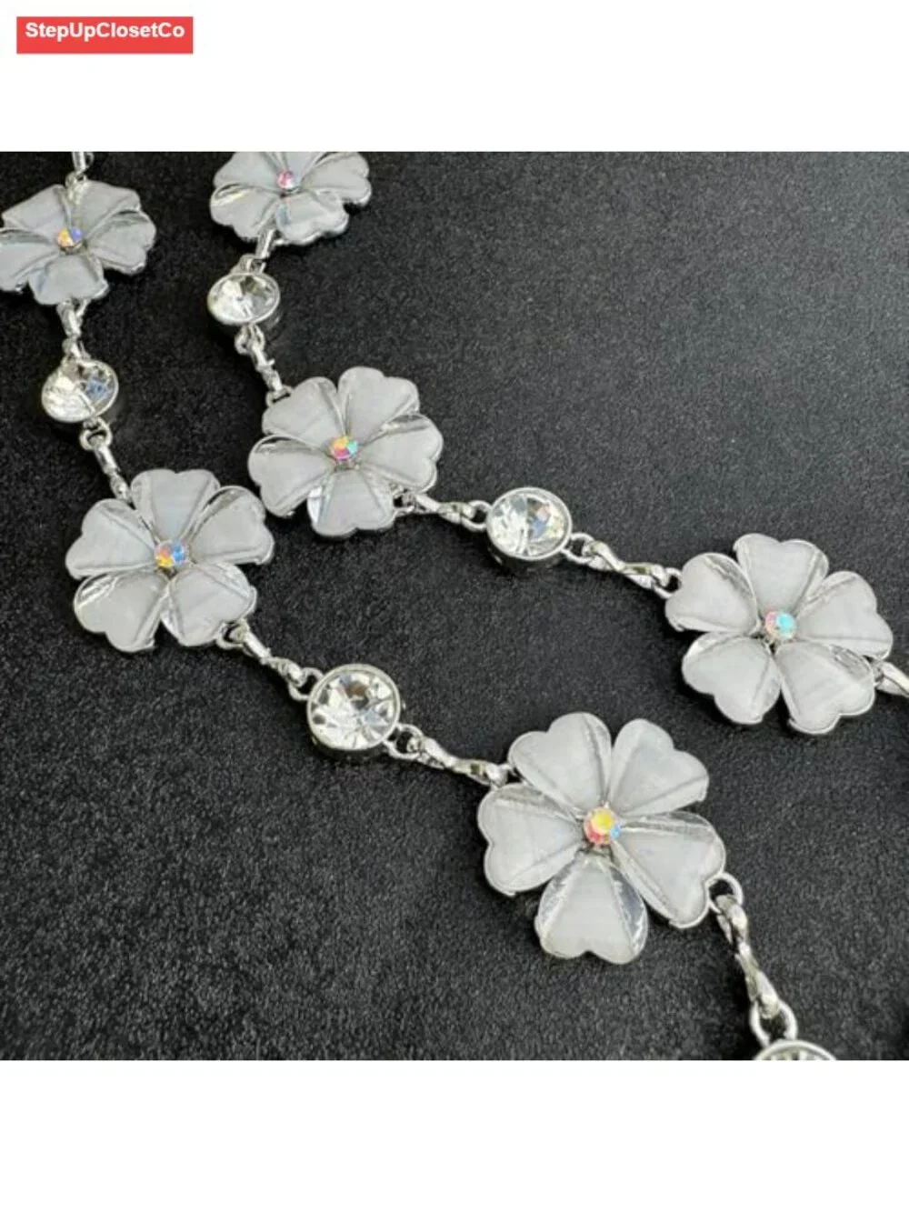 N/A this rhinestone