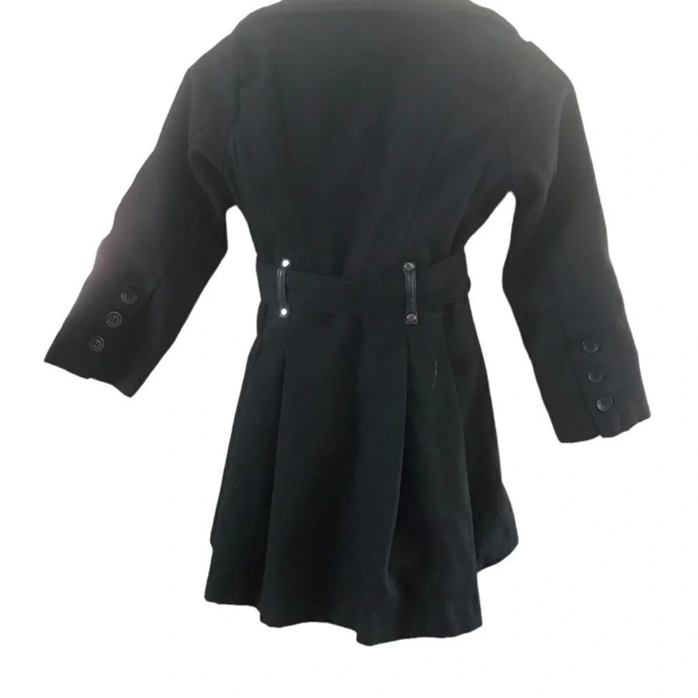 Yoki elegant black