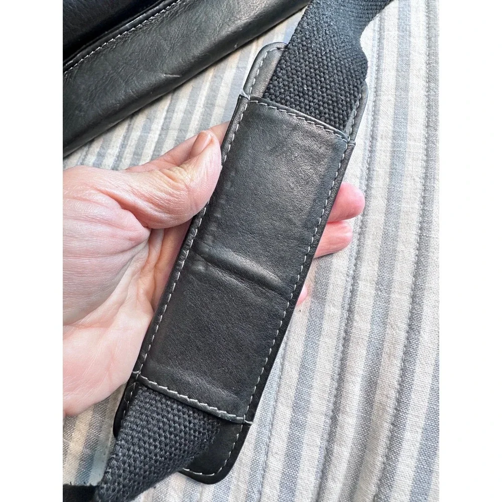 Samsonite columbian leather