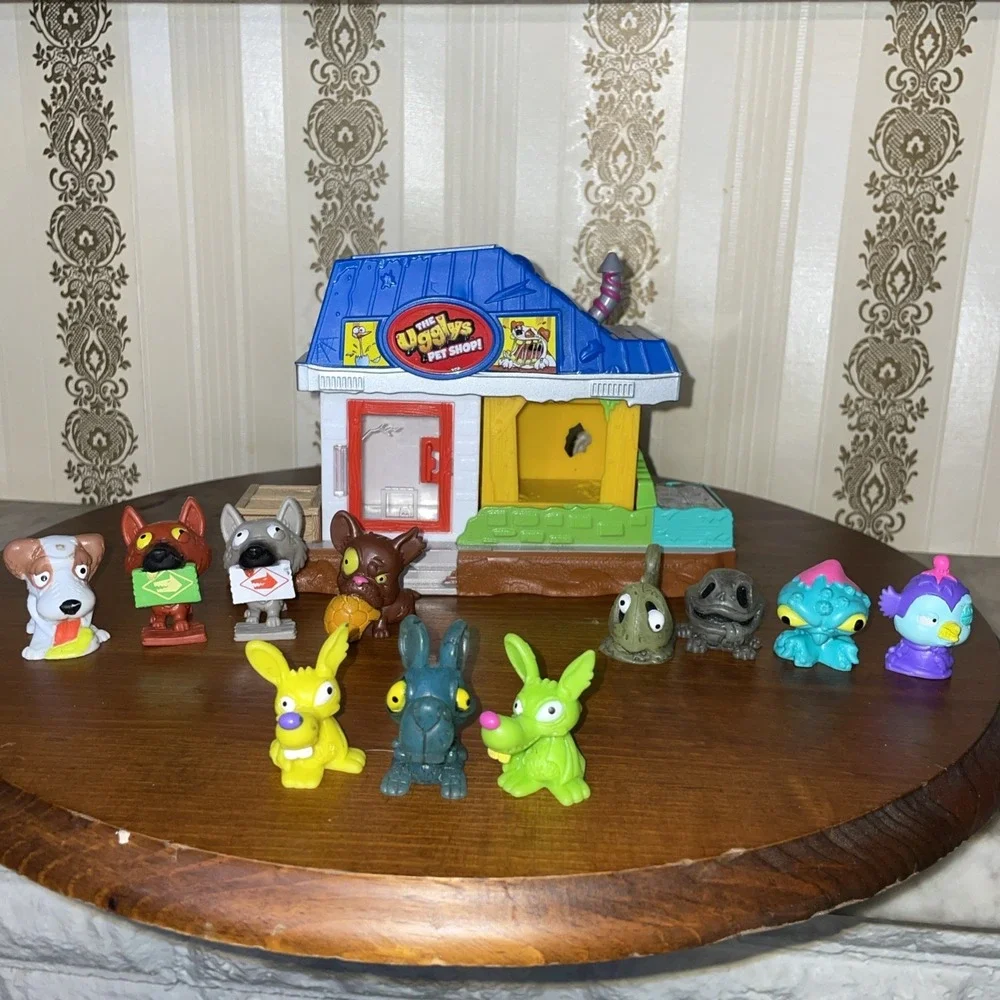The Ugglys Pet Resort And Lots Of Figures | Glow Series 1 & 2 | Sounds‎ Works