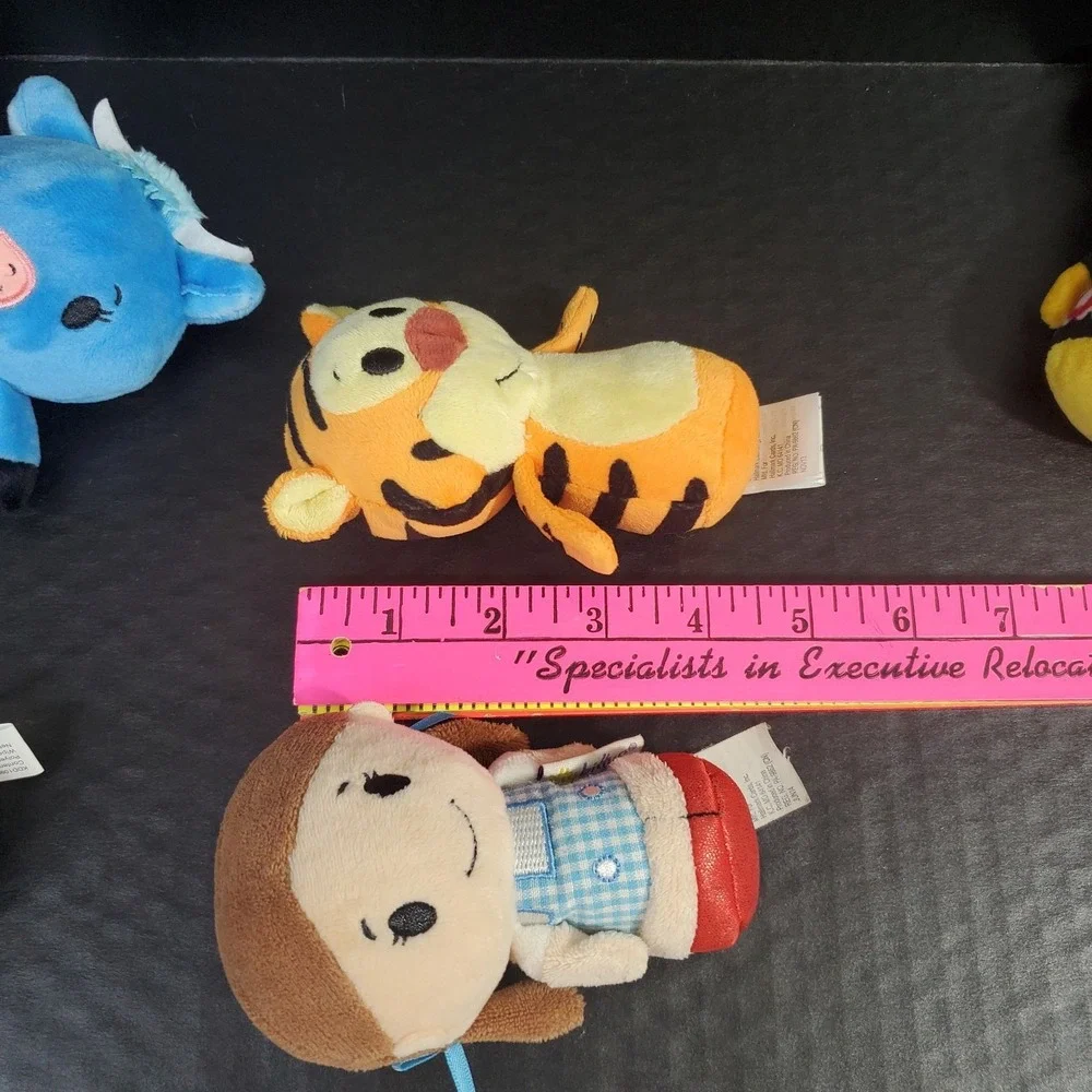 Hallmark itty bittys