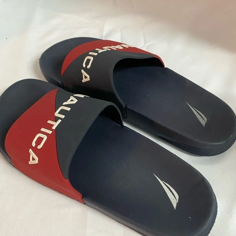 Nautica slides size