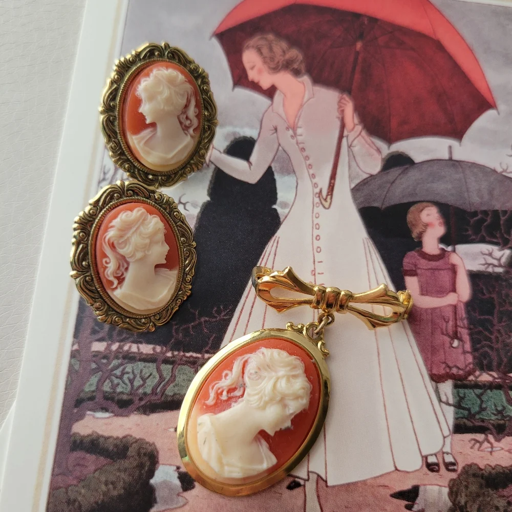 N/A elegant cameo