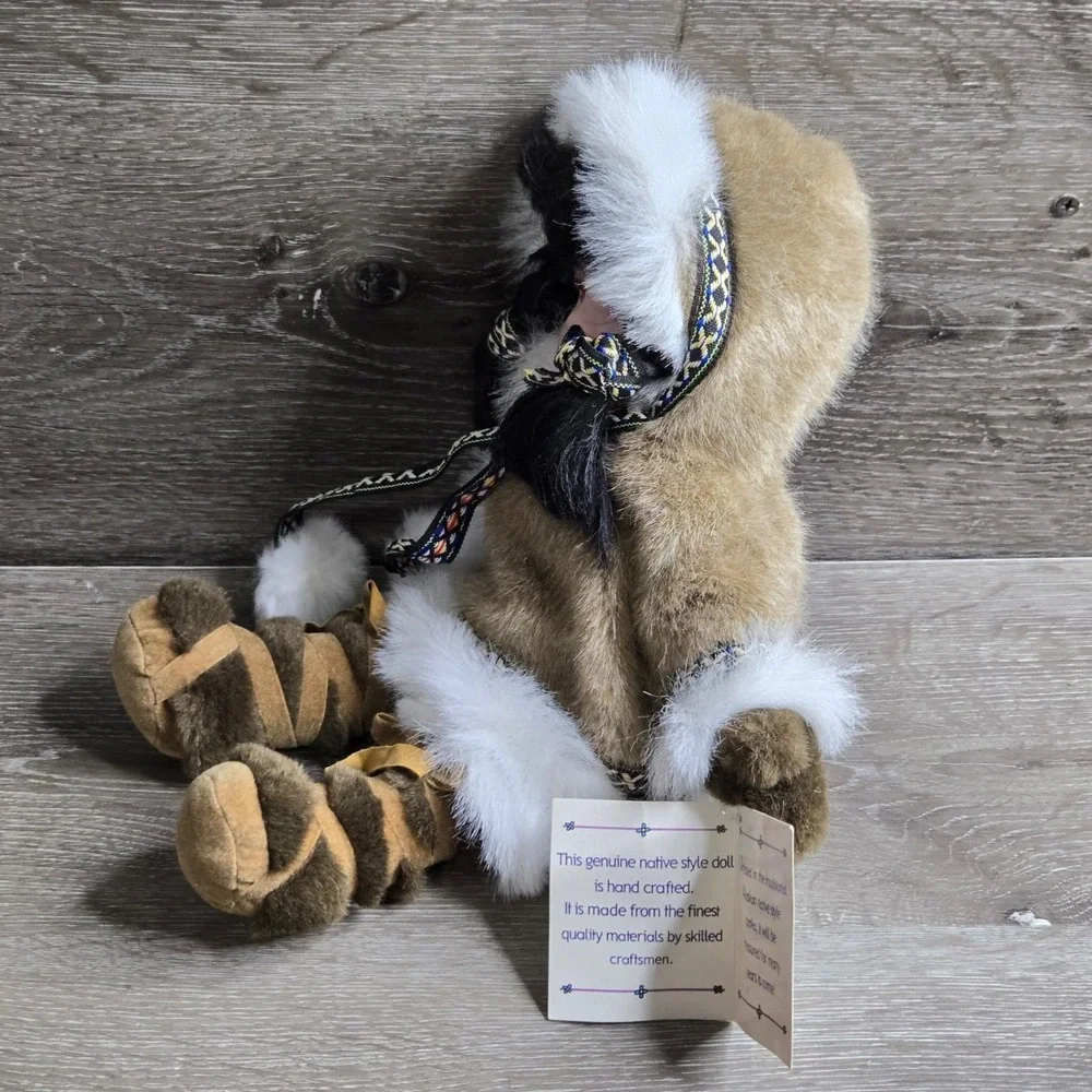 Alaskan Friends Native Style Doll Arctic Circle Enterprises Anchorage Alaska NWT