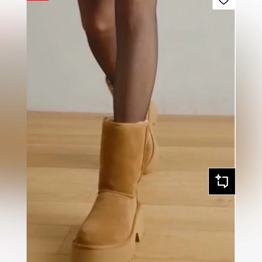 UGG new without
