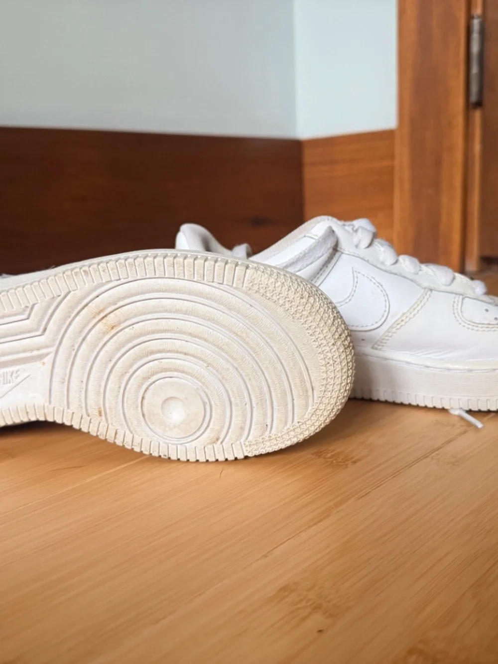 Nike Air Force barely worn