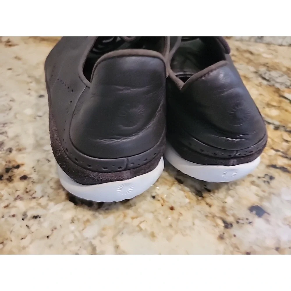 UGG men us