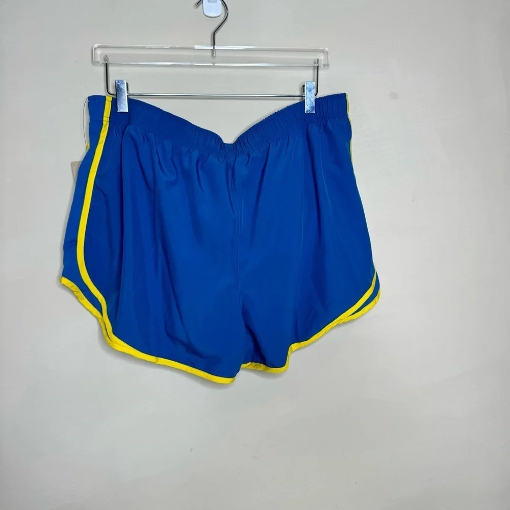Nike blue size green