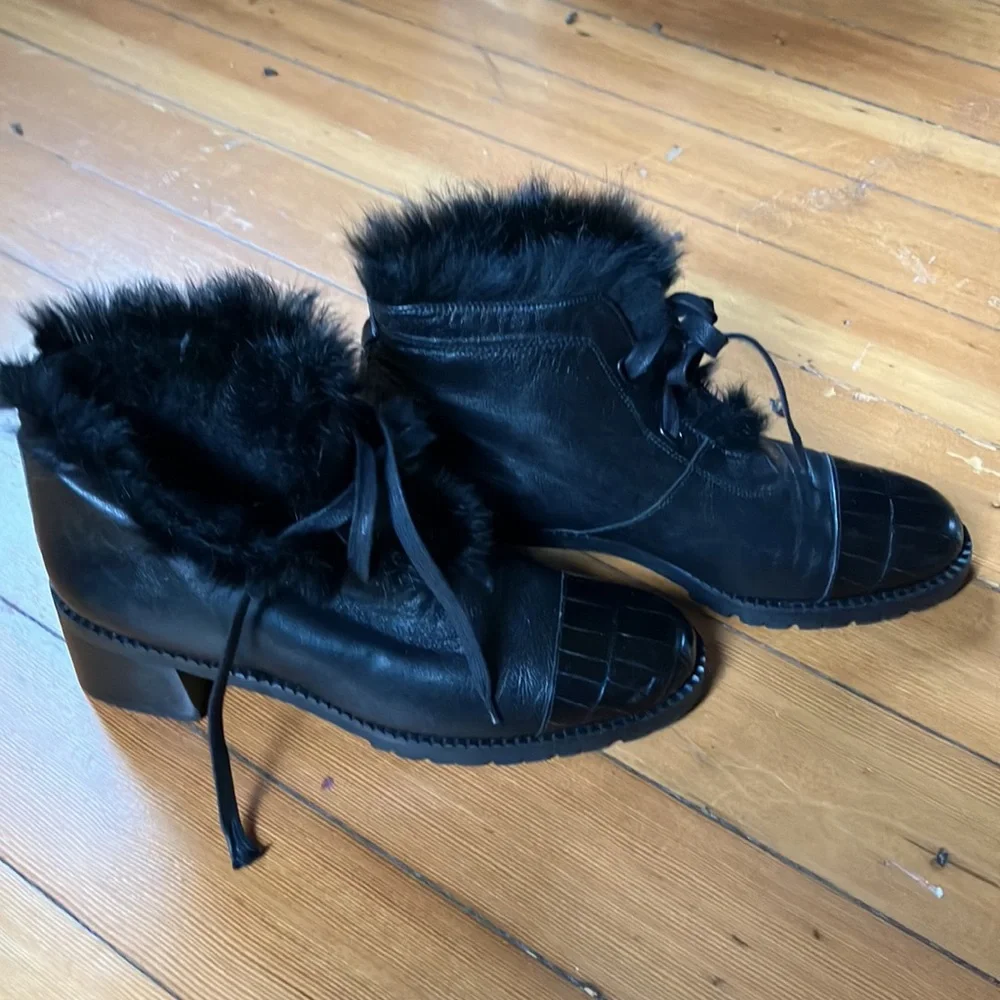 Stuart Weitzman buttery soft