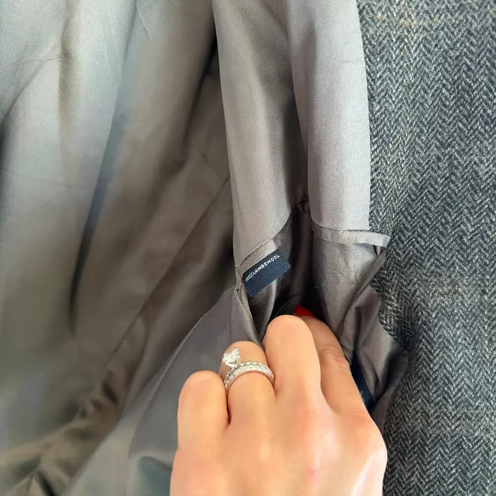 Brooks Brothers excellent preowned