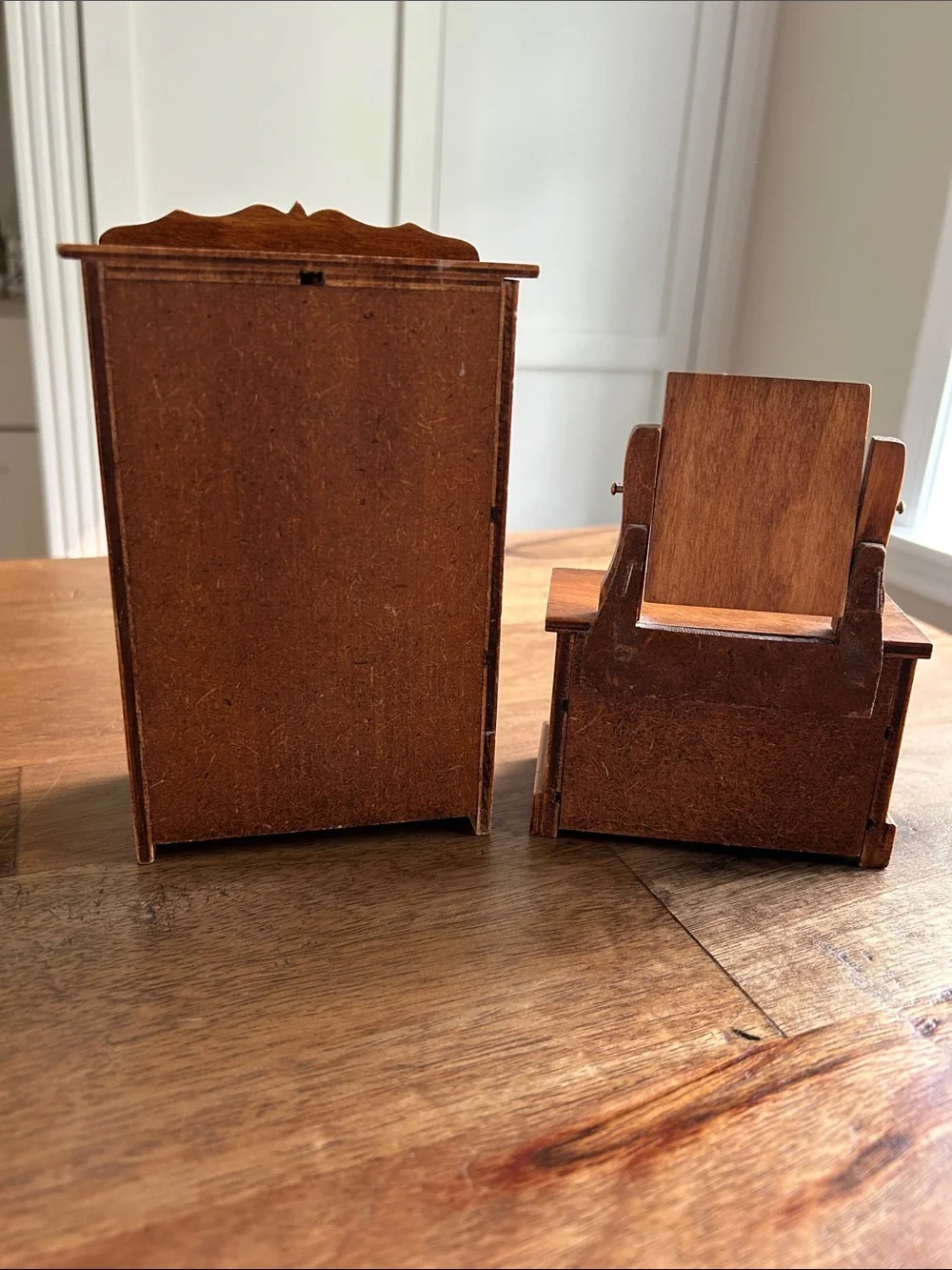 Hall’s Lifetime Toys vintage dollhouse