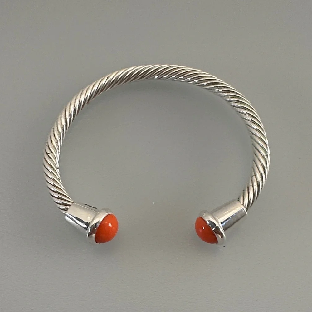 925 Sterling Silver elegant silver