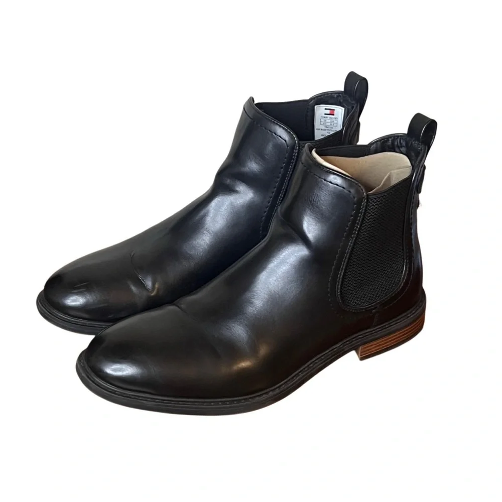Tommy Hilfiger like new