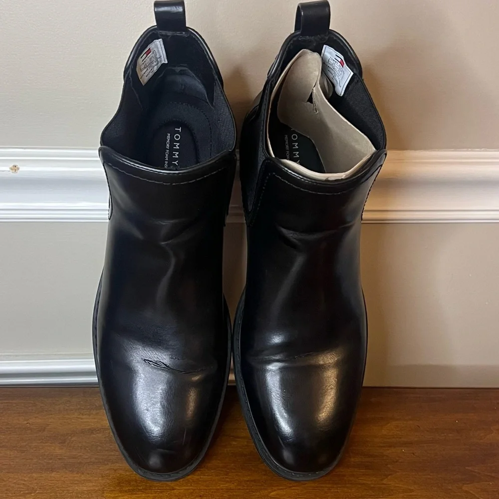 Tommy Hilfiger like new