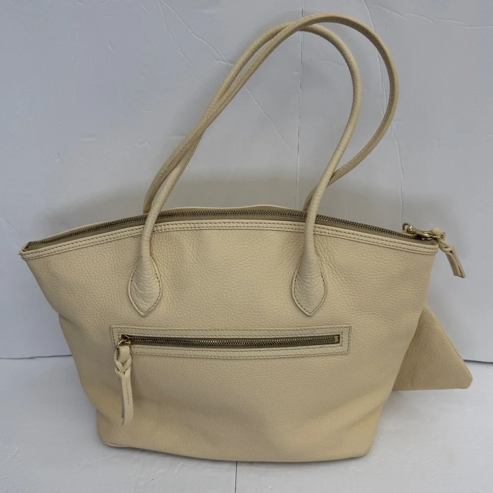 Dooney & Bourke easy accessory hue