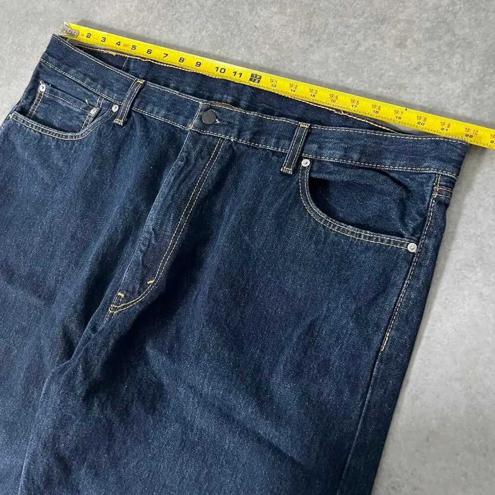 Levis waist 44