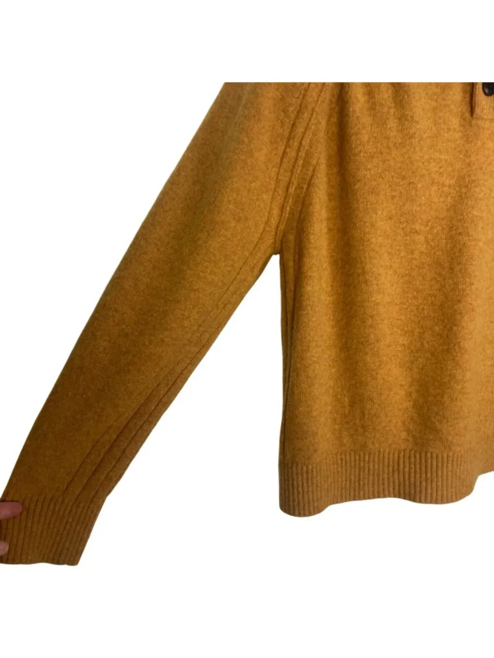 Banana Republic ribbed collar