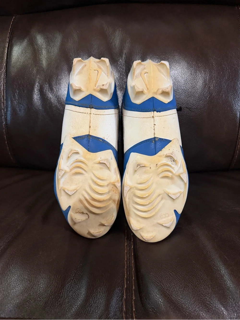 Nike closure play