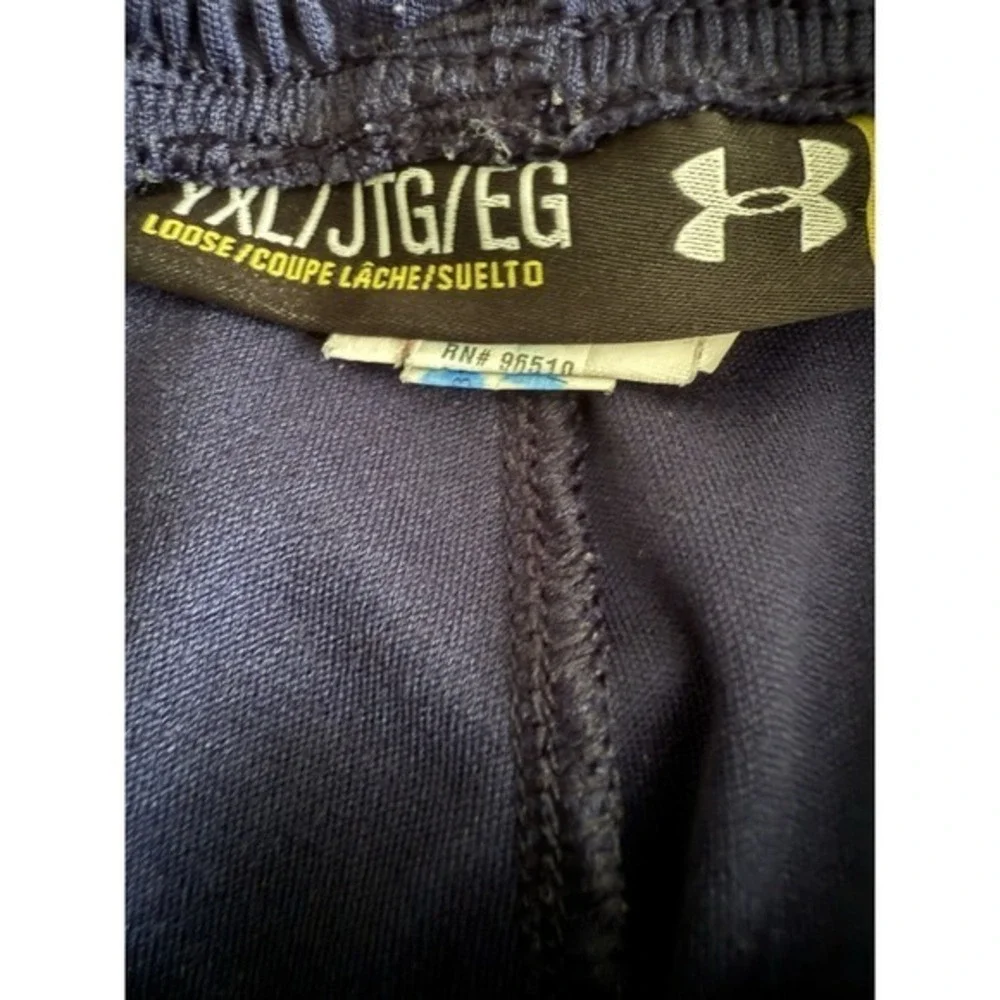 Under Armour navy shorts