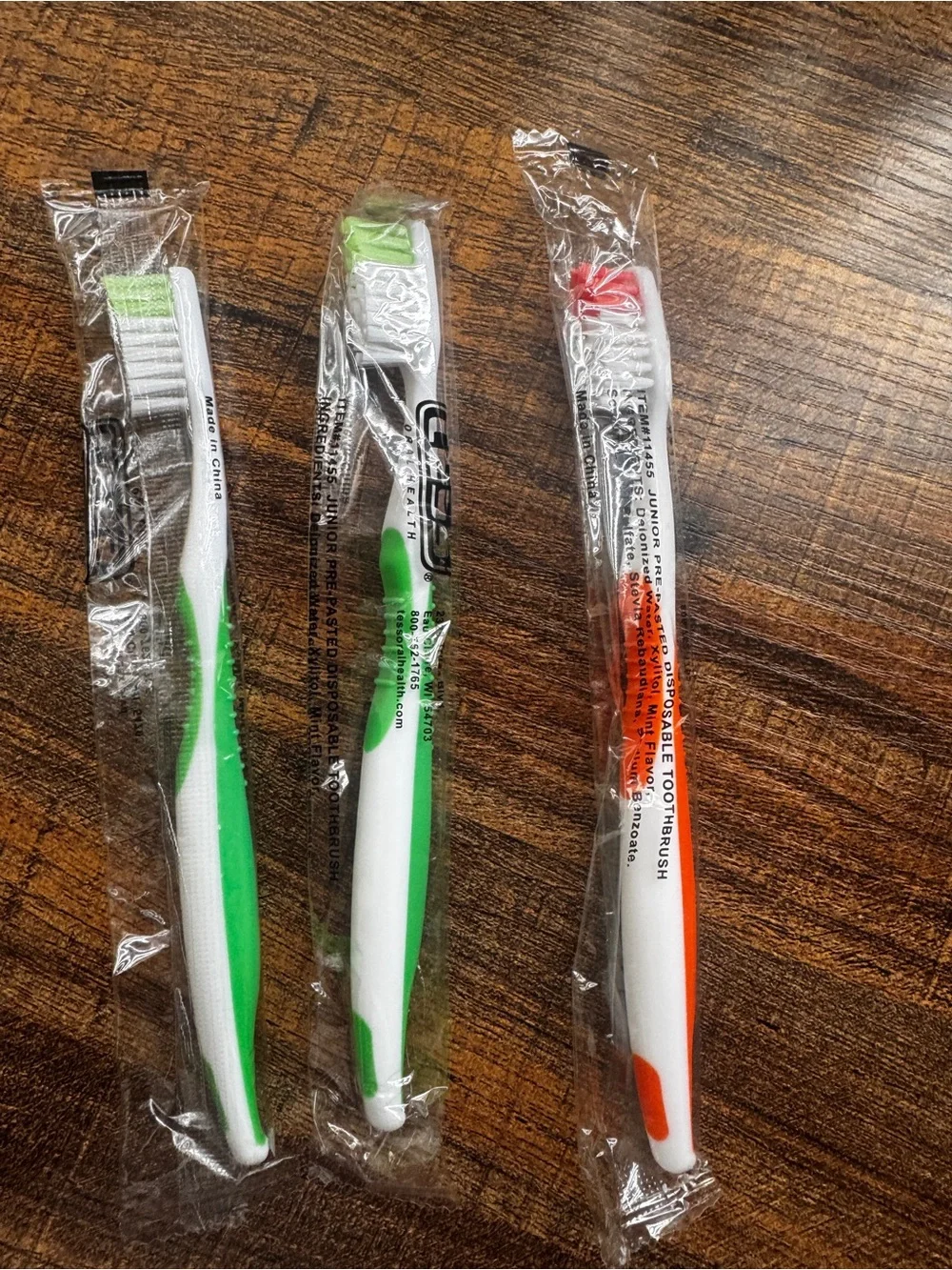 Green & Orange Disposable Toothbrushes - Pack of 3
