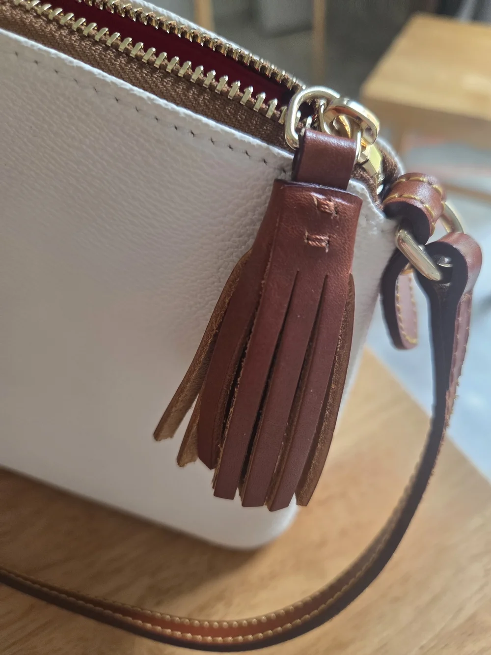 Dooney & Bourke stylish dooney