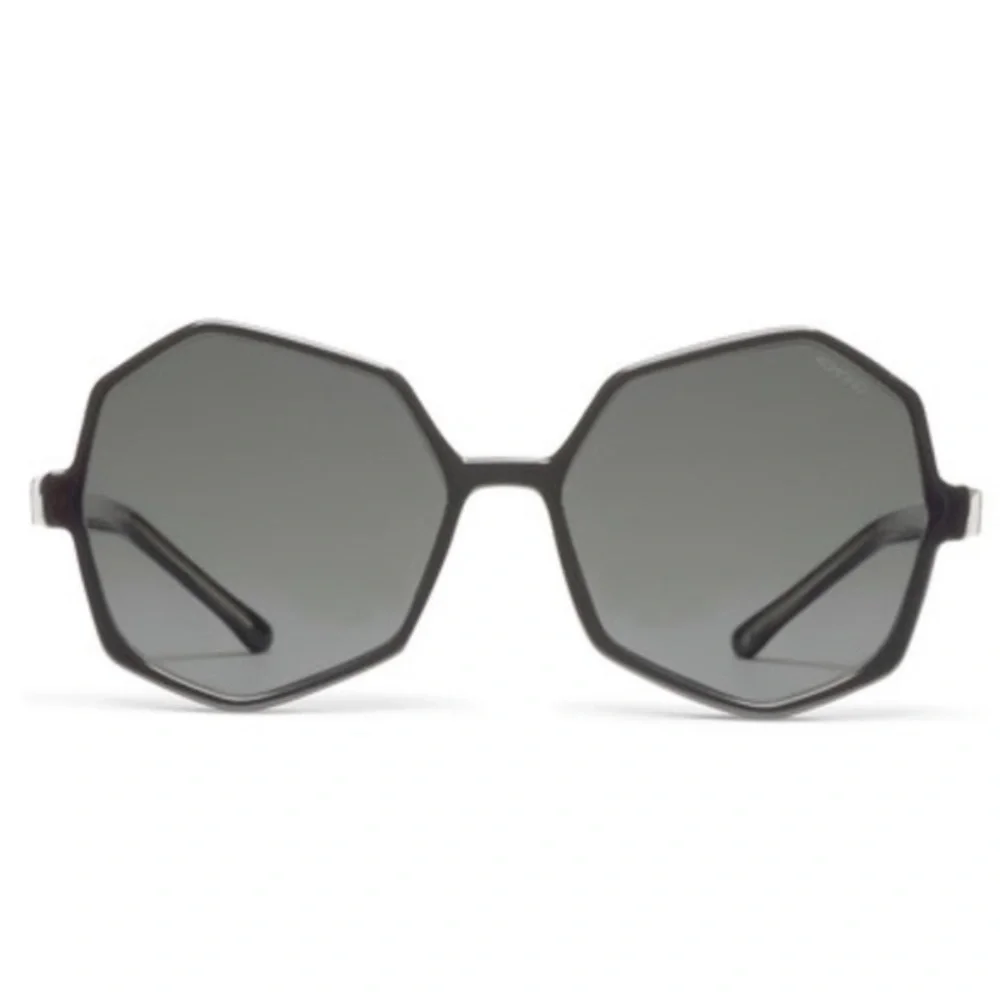 Komono sunglasses offer