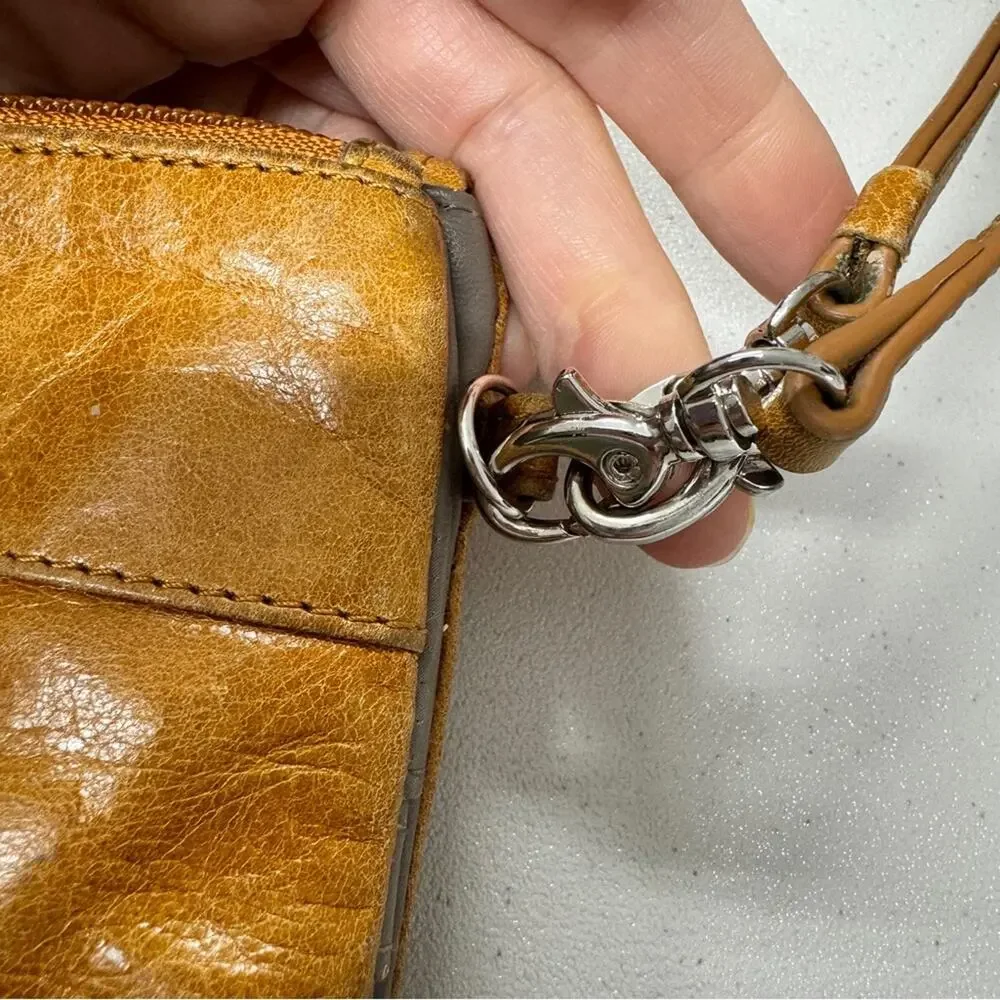 Lodis tan leather