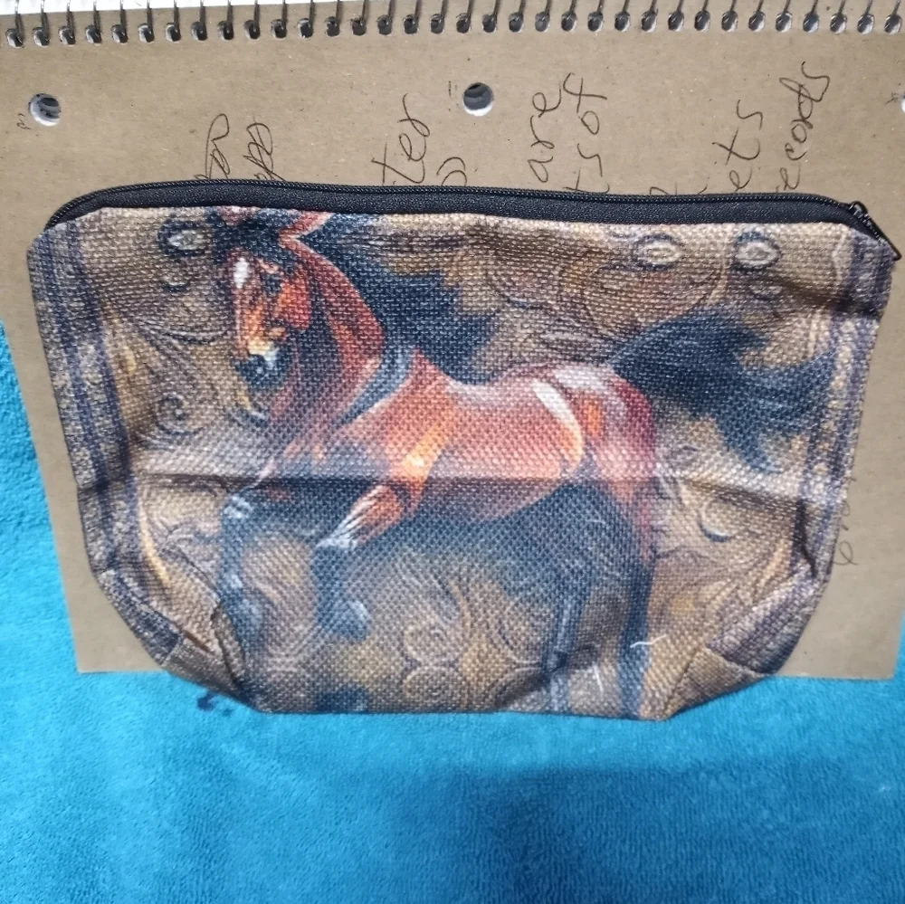 N/A stylish pouch