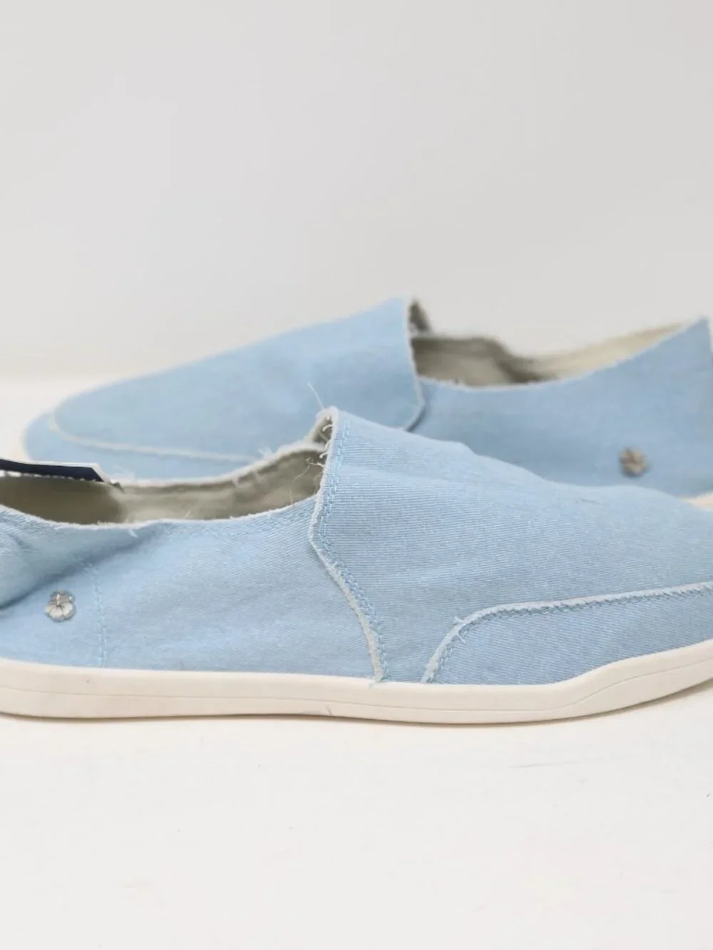 Tommy Bahama nice pair