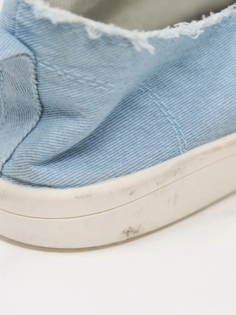 Tommy Bahama nice pair