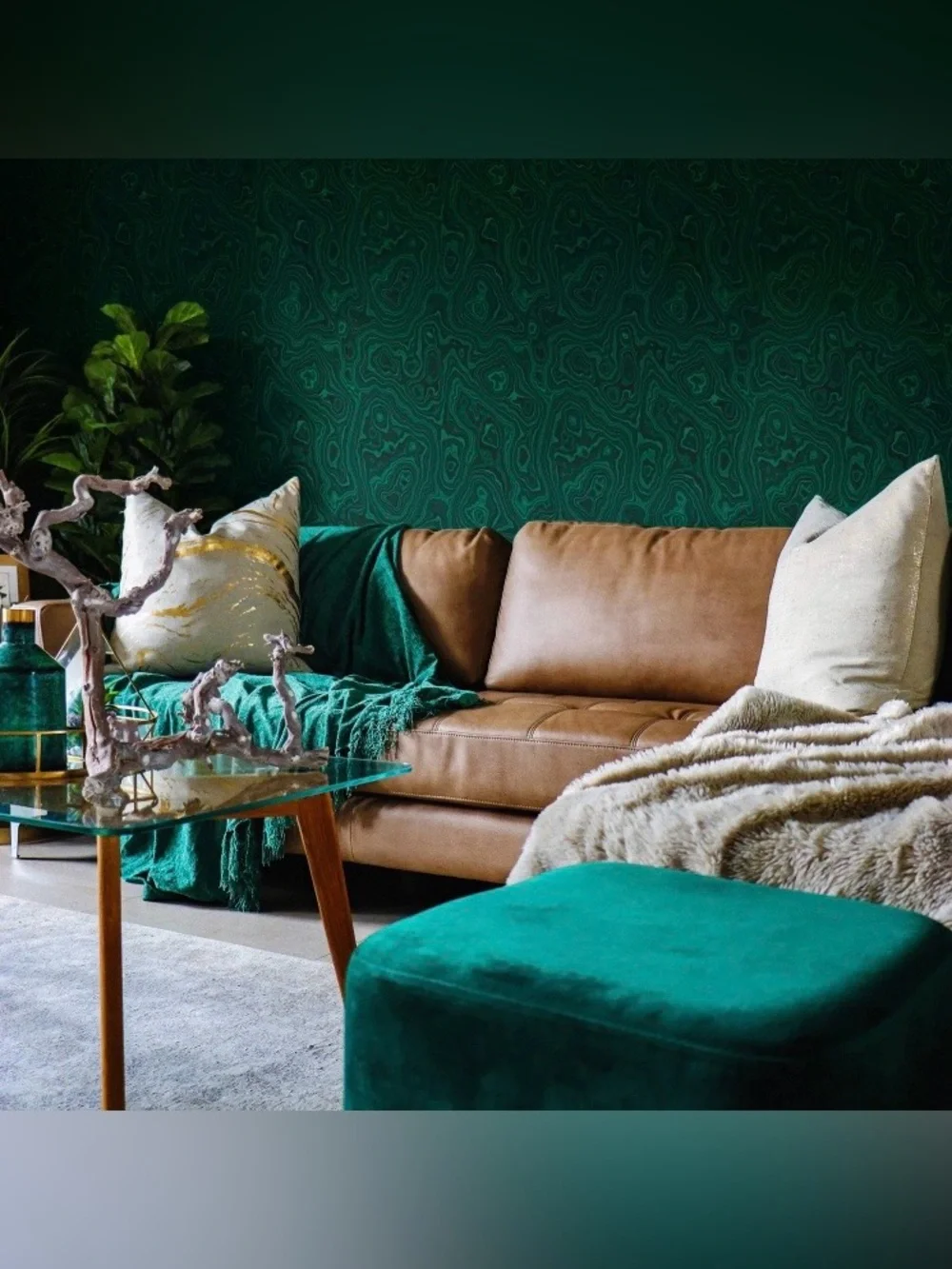 Emerald green malachite traditional unpasted wallpaper 77 sq ft 💚🖤