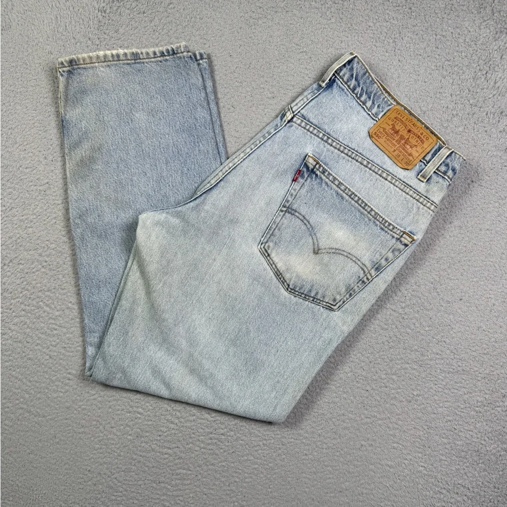 Vintage 90s Levi’s 550‎ jeans