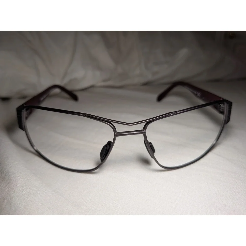 Maui Jim needs some pictures